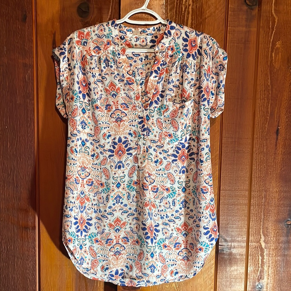 Womens business casual shirt